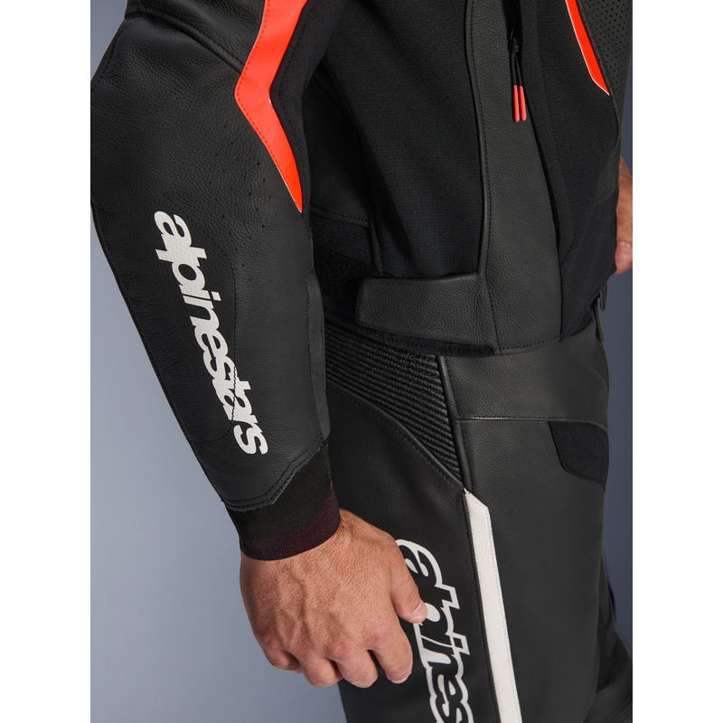 Kurtka motocyklowa skórzana Alpinestars GP Force V2 Airflow czarno-fluo czerwono-biała