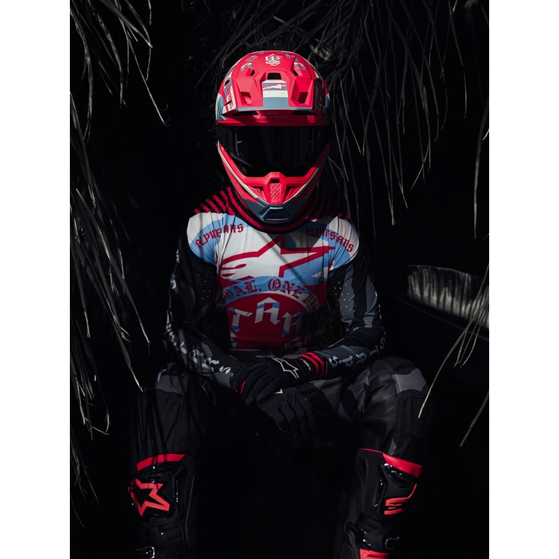 Kask motocrossowy Alpinestars Supertech S-M7 w limitowanej edycji Beast Coast w kolorze szaro-czarno-pomarańczowym