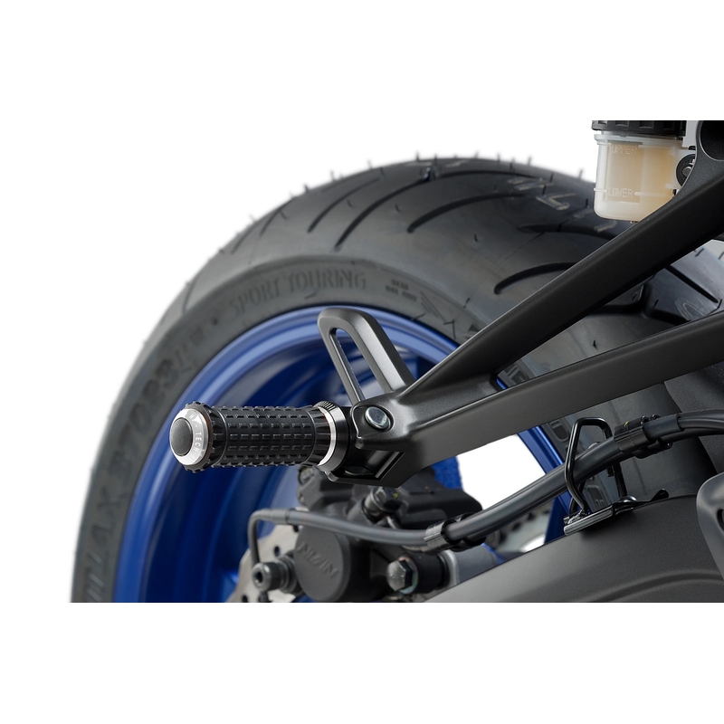 Footpegs without adapters PUIG R-FIGHTER S silver