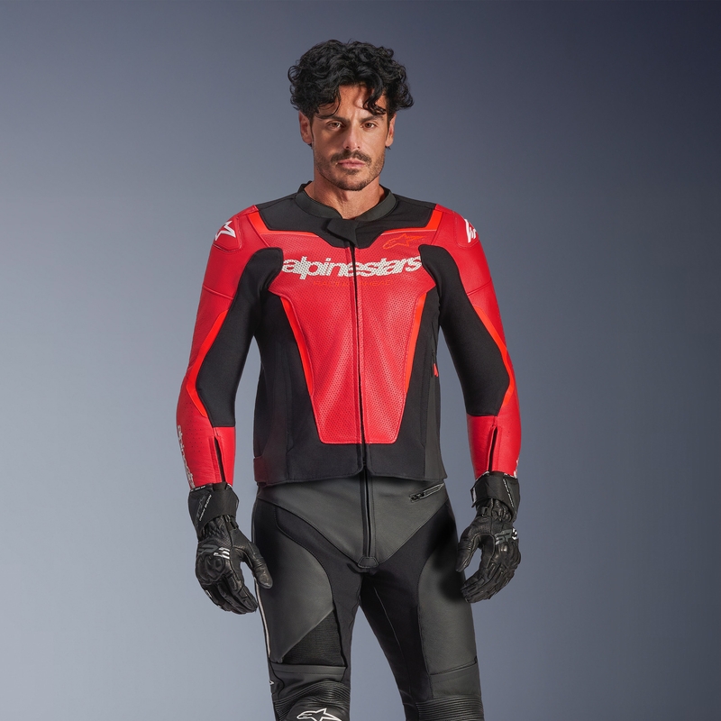 Kurtka motocyklowa skórzana Alpinestars GP Force V2 Airflow w kolorze czerwono-czarno-białym fluo