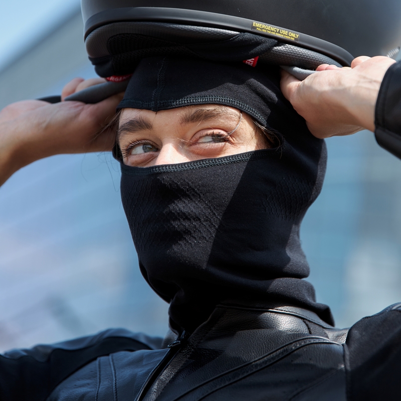Kaptur do kasku Rebelhorn Freeze II w kolorze czarnym