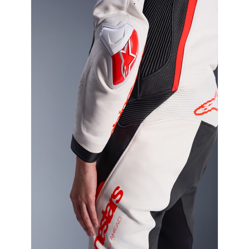 Jednoczęściowy skórzany kombinezon motocyklowy damski Alpinestars Stella GP-R7 biało-fluo czerwono-czarny