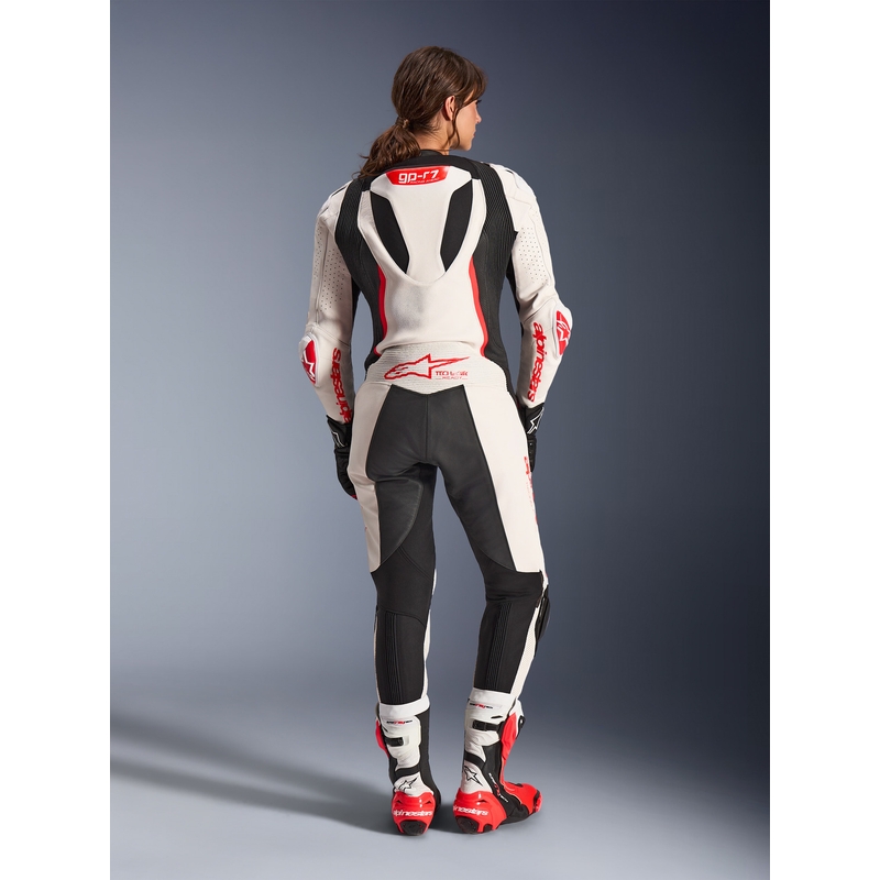 Jednoczęściowy skórzany kombinezon motocyklowy damski Alpinestars Stella GP-R7 biało-fluo czerwono-czarny