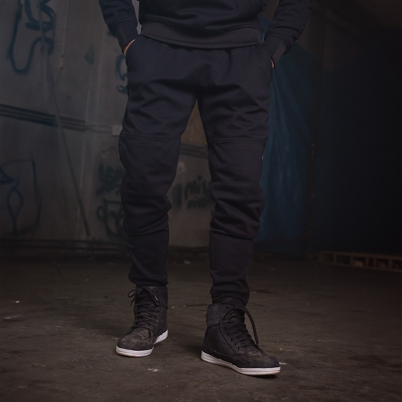 Spodnie motocyklowe Oxford Armourlite AA Joggers w kolorze czarnym, skrócone