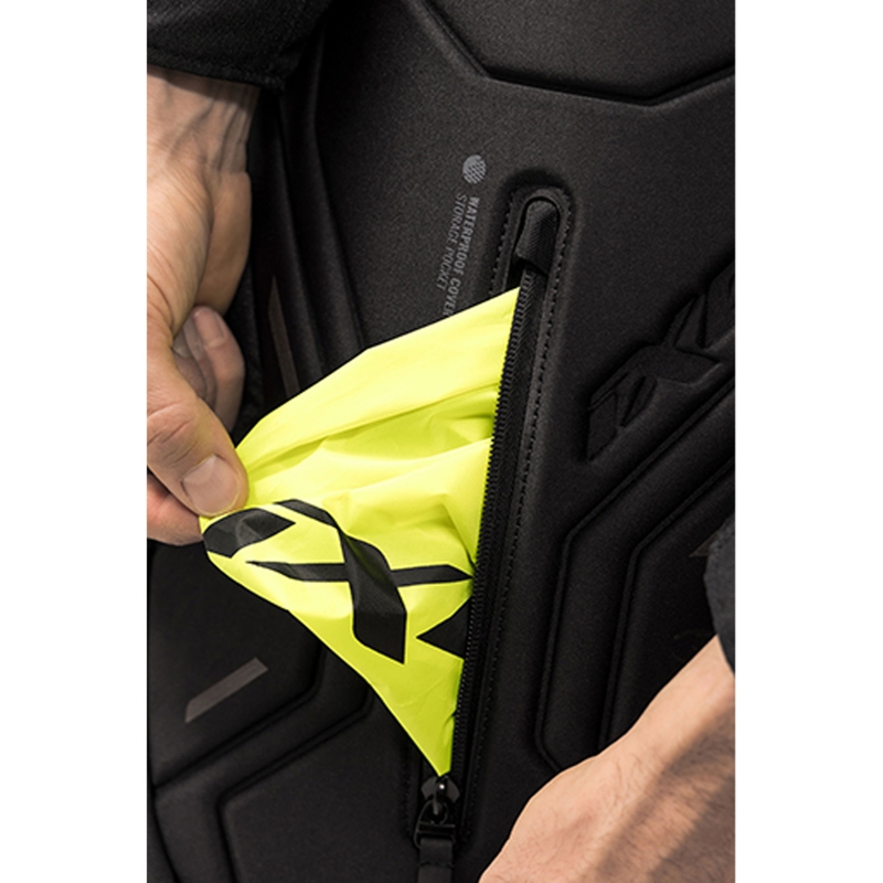 Plecak motocyklowy IXON R-Laser 25 l czarny