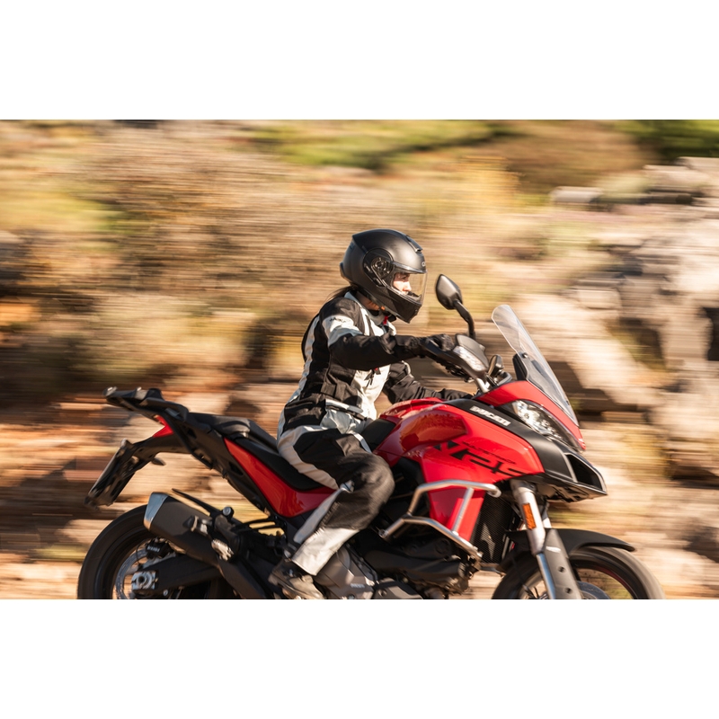 Kask motocyklowy integralny Cardo Beyond GTS czarny
