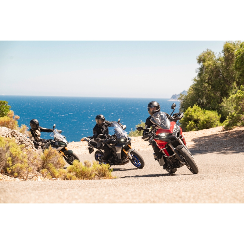 Kask motocyklowy integralny Cardo Beyond GTS czarny