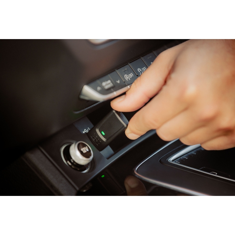 Bezprzewodowy adapter Quad Lock® CarPlay/Android Auto w kolorze czarnym