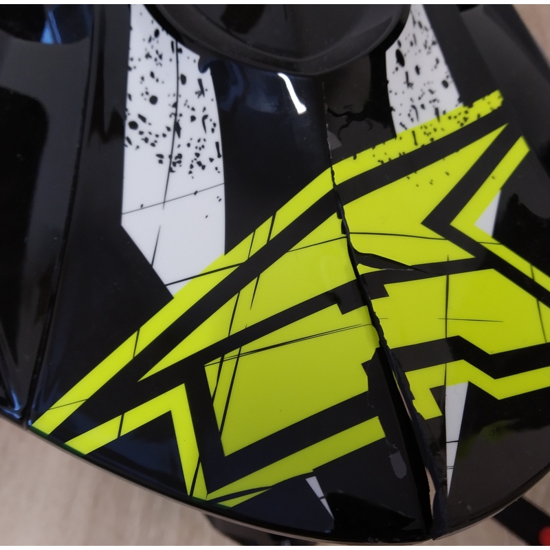 Motocrossowy kask AXO Tribe czarno-żółty - II. jakość