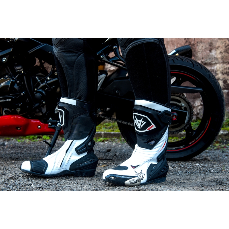 Buty motocyklowe RSA GP-01 białe wyprzedaż