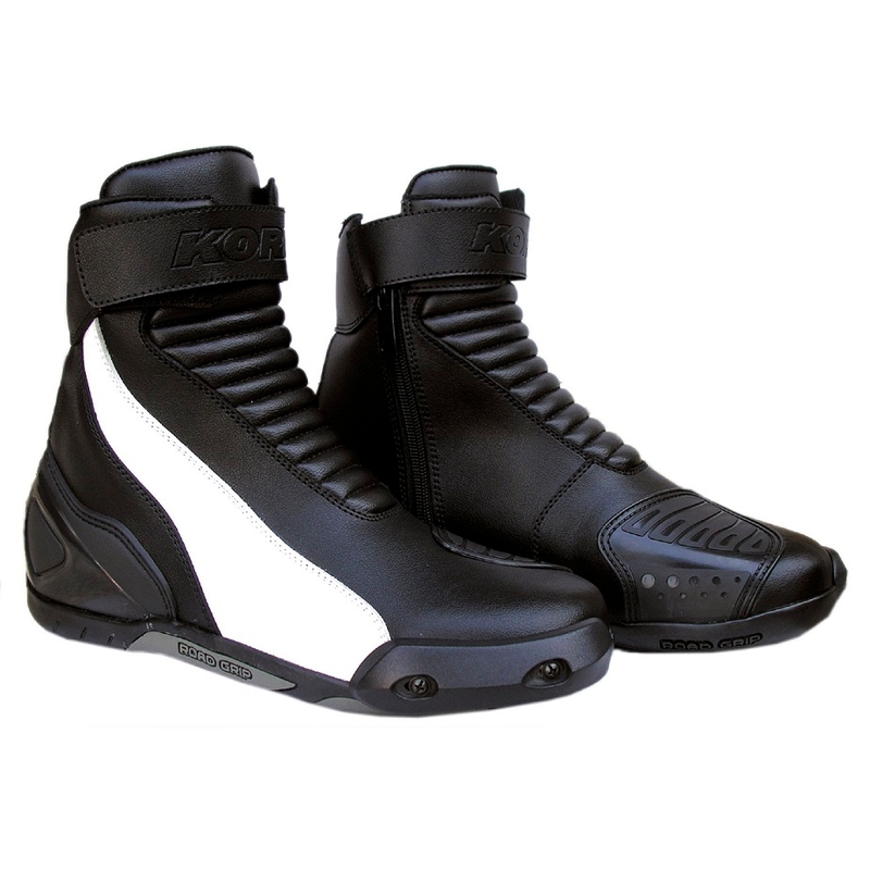 Moto buty Kore Short Sport czarno-białe wyprzedaż